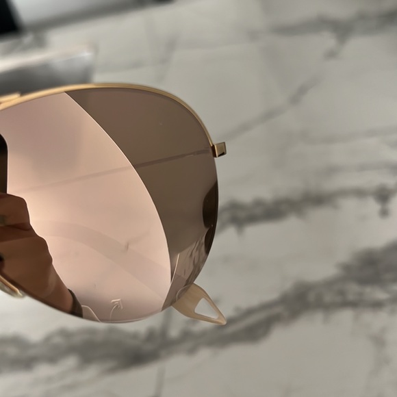 18k rose gold Victoria Beckham aviator sunglasses - Picture 2 of 6